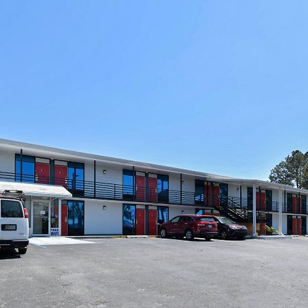 Oyo Hotel Valdosta Ga I-75 Екстериор снимка