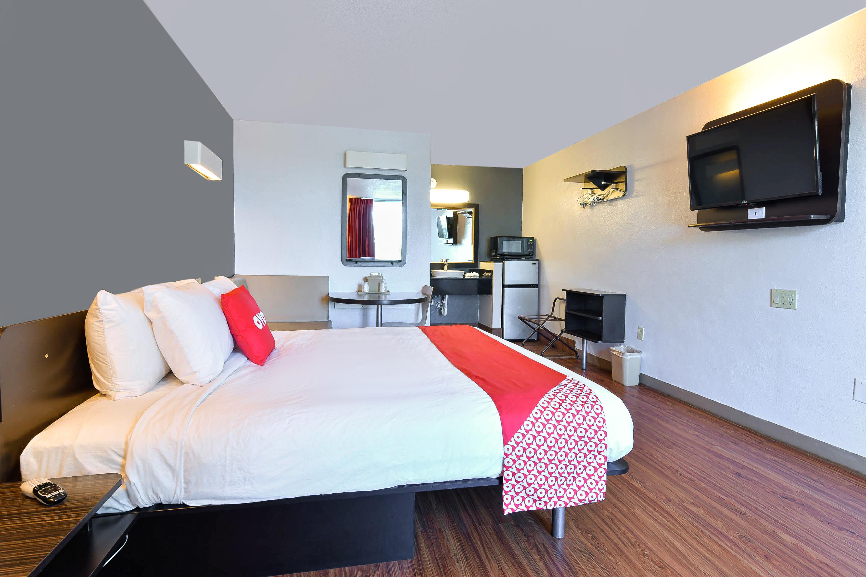 Oyo Hotel Valdosta Ga I-75 Екстериор снимка