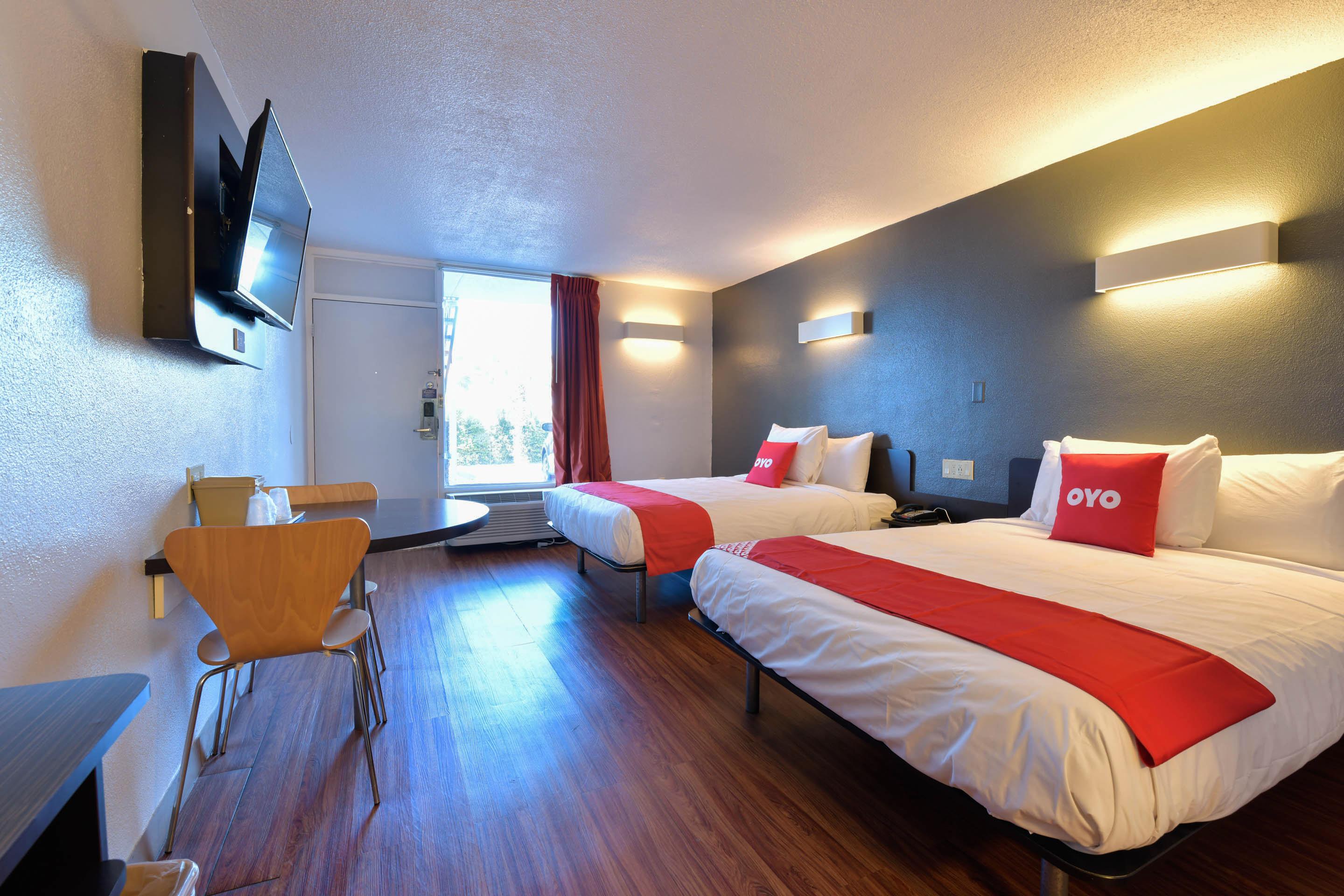 Oyo Hotel Valdosta Ga I-75 Екстериор снимка
