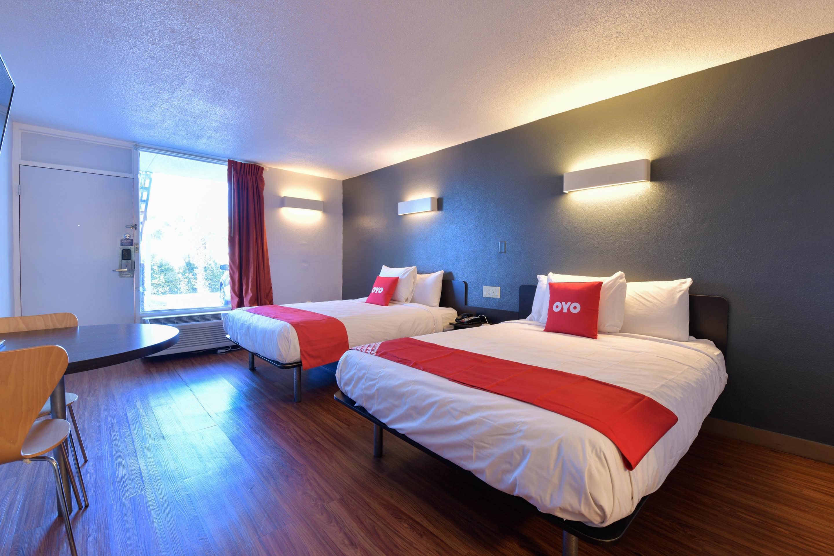 Oyo Hotel Valdosta Ga I-75 Екстериор снимка