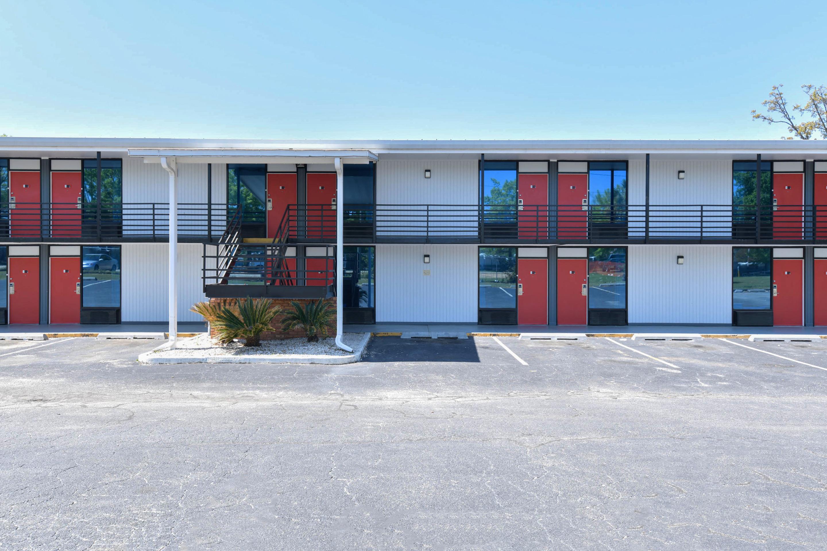 Oyo Hotel Valdosta Ga I-75 Екстериор снимка